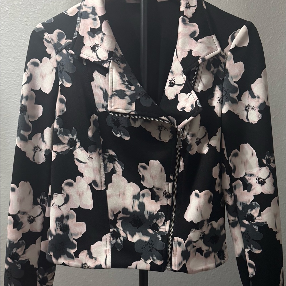 Express Black and White Floral Women's Blazer